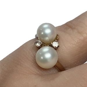 Vintage 1960’s 10k Gold With 2 Real Pearls & 2 Small Cubic Zirconia Ring 5.75